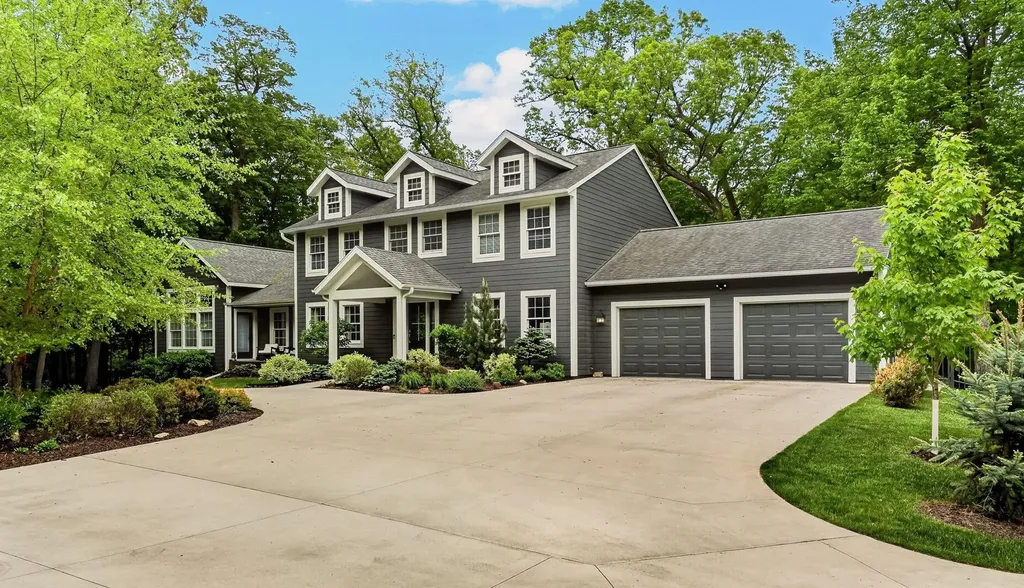 1147 Chippewa Drive NW Rochester MN 55901