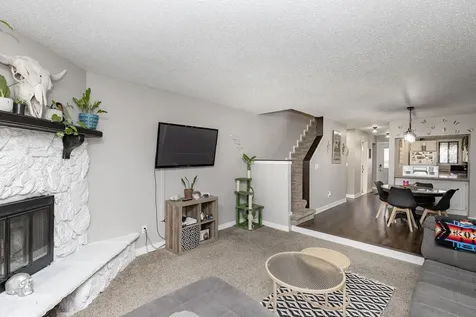 1721 42nd Street S Fargo ND 58103