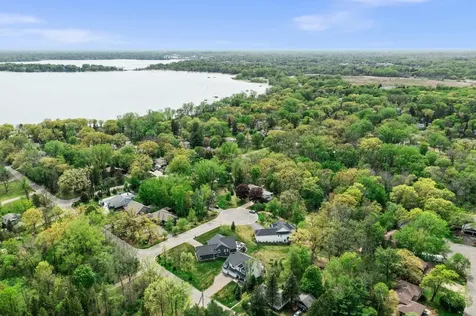 5281 E County Line Road White Bear Lake MN 55110
