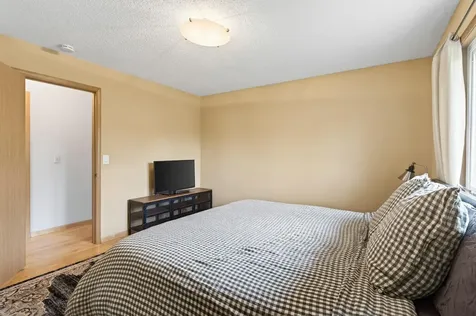 12058 Quay Street NW Coon Rapids MN 55433
