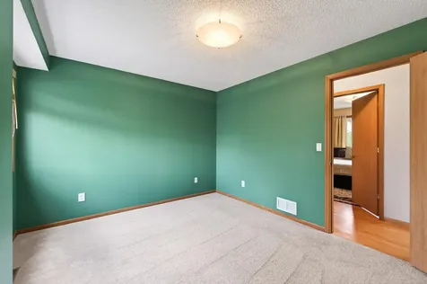 12058 Quay Street NW Coon Rapids MN 55433