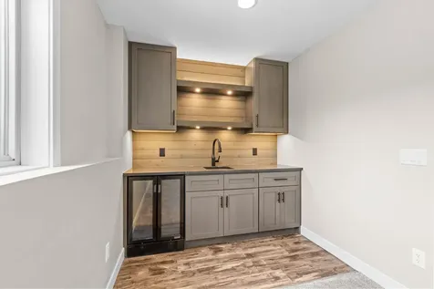1349 Landings Lane Watertown MN 55388