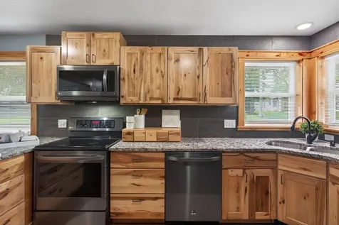 605 5th Street NE Montgomery MN 56069