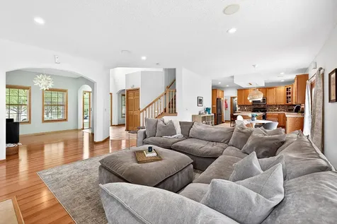 9400 Glacier Road Minnetrista MN 55375