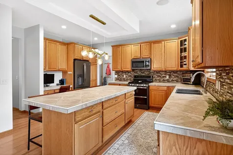 9400 Glacier Road Minnetrista MN 55375