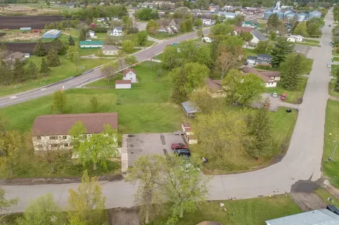 706, 708, 710 Holden Avenue Henning MN 56551