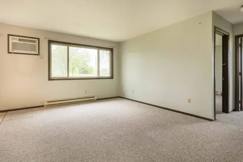 706, 708, 710 Holden Avenue Henning MN 56551