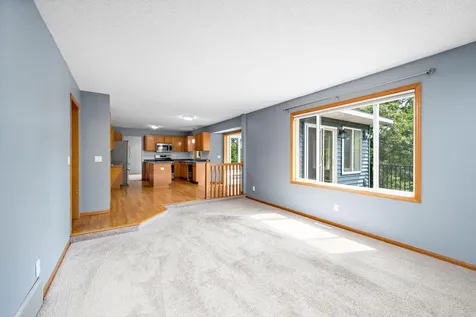 550 Hawthorne Woods Drive Eagan MN 55123