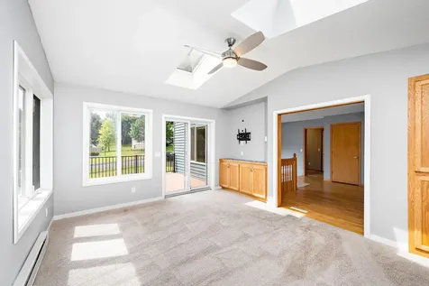 550 Hawthorne Woods Drive Eagan MN 55123