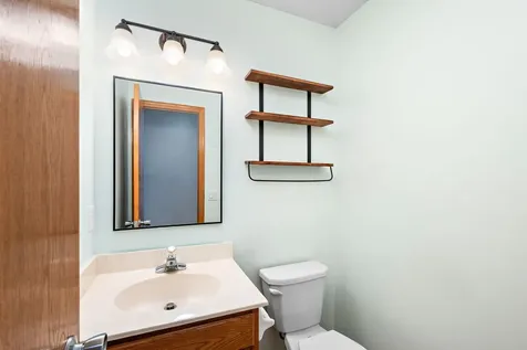550 Hawthorne Woods Drive Eagan MN 55123