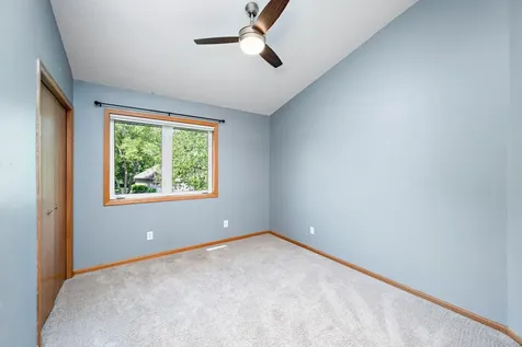 550 Hawthorne Woods Drive Eagan MN 55123