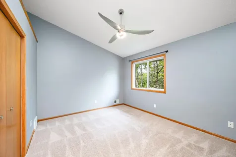 550 Hawthorne Woods Drive Eagan MN 55123