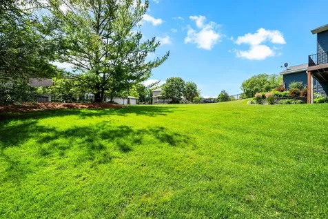 550 Hawthorne Woods Drive Eagan MN 55123