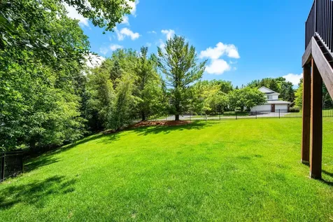 550 Hawthorne Woods Drive Eagan MN 55123