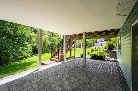 550 Hawthorne Woods Drive Eagan MN 55123