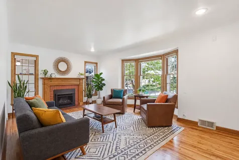 3521 Glenhurst Avenue Saint Louis Park MN 55416