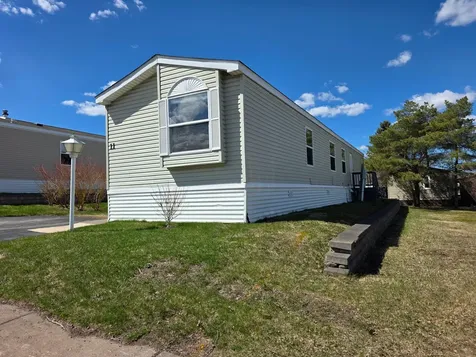 11 Holly Lane Duluth MN 55810