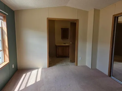 11 Holly Lane Duluth MN 55810