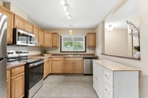 7315 Stewart Drive Eden Prairie MN 55346