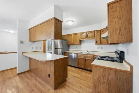 1908 20th Avenue S Fargo ND 58103