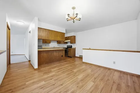 1908 20th Avenue S Fargo ND 58103