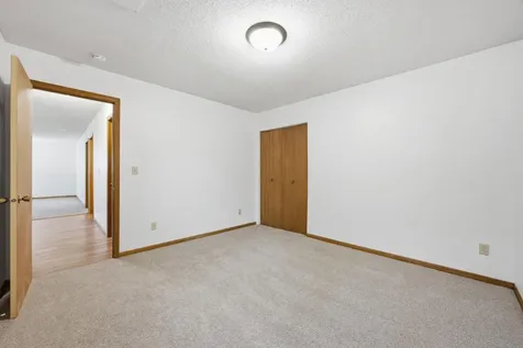 1908 20th Avenue S Fargo ND 58103