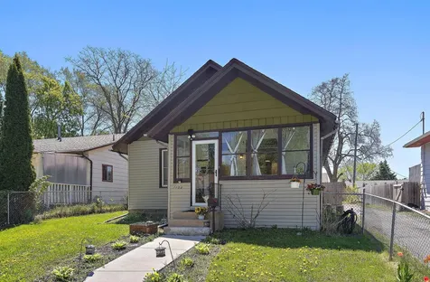 1108 45th Avenue NE Columbia Heights MN 55421