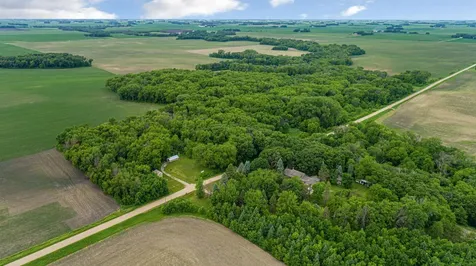 16616 260th Avenue New Richland MN 56072