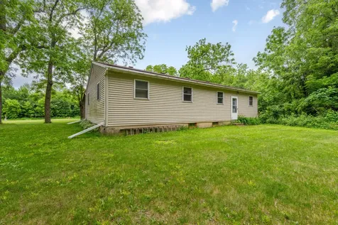 16616 260th Avenue New Richland MN 56072