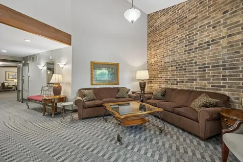 35 Nathan Lane N Plymouth MN 55441