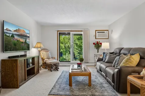 35 Nathan Lane N Plymouth MN 55441