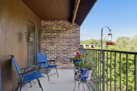 35 Nathan Lane N Plymouth MN 55441