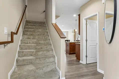 708 Rockburn Road Chanhassen MN 55317