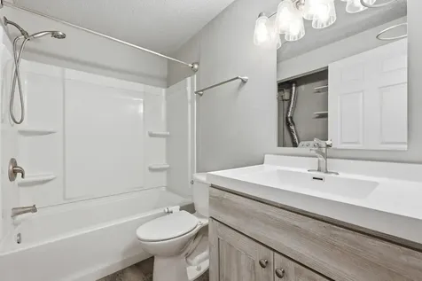 1808 28th Avenue S Fargo ND 58103