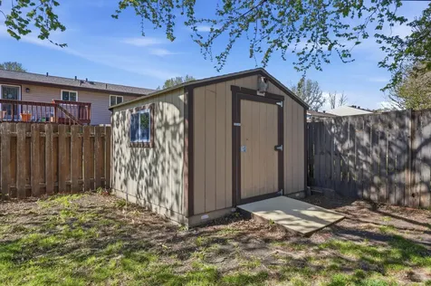 1808 28th Avenue S Fargo ND 58103