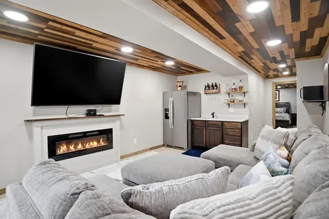 30125 Neal Avenue Lindstrom MN 55045