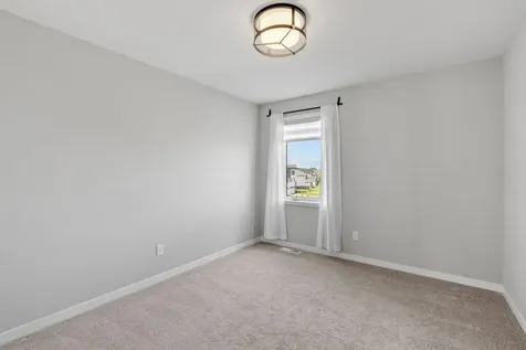 16158 Eagleview Drive Lakeville MN 55044
