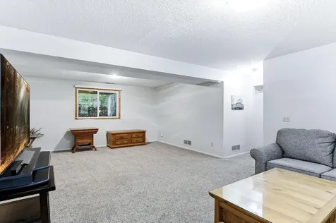 3635 Blue Jay Court Eagan MN 55123