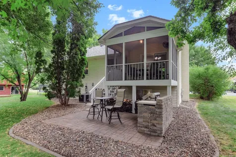3635 Blue Jay Court Eagan MN 55123