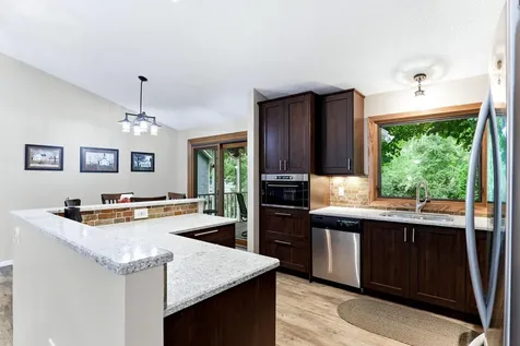 3635 Blue Jay Court Eagan MN 55123