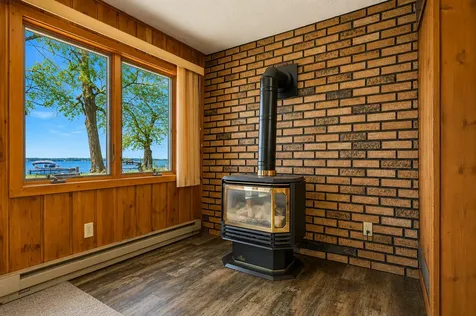 192 Shorewood Drive Detroit Lakes MN 56501