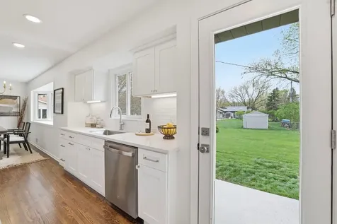 3009 W 100th Street Bloomington MN 55431