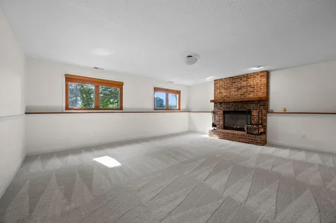 13924 W Preserve Boulevard Burnsville MN 55337