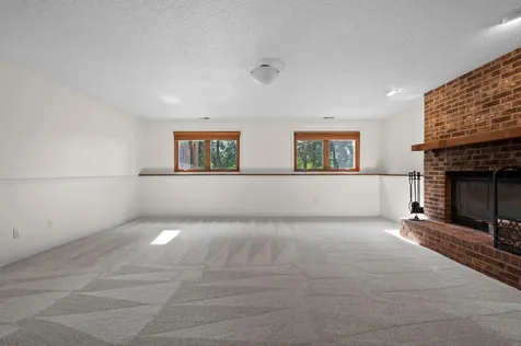 13924 W Preserve Boulevard Burnsville MN 55337
