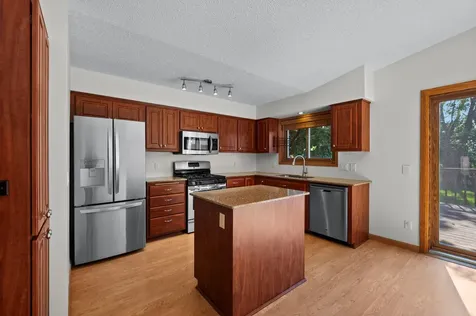 13924 W Preserve Boulevard Burnsville MN 55337