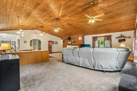 2908 Roosevelt Street NE Saint Anthony MN 55418