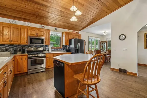2908 Roosevelt Street NE Saint Anthony MN 55418