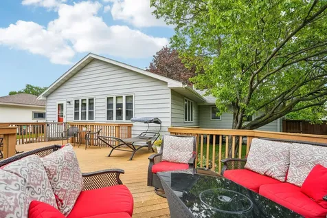 2908 Roosevelt Street NE Saint Anthony MN 55418