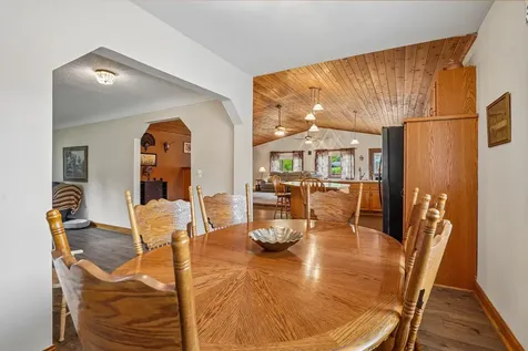 2908 Roosevelt Street NE Saint Anthony MN 55418
