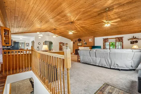 2908 Roosevelt Street NE Saint Anthony MN 55418